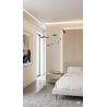 Ajoutez une brise de poésie, de couleur et de sérénité à votre intérieur avec ce mobile décoratif de papillons. Entièrement pens